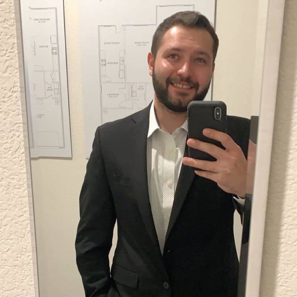 Profile Picture of Keaton Smith (@keatonsmithcool) on Poshmark