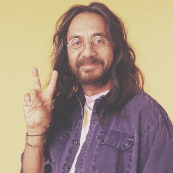 Profile Picture of Maggie Lowndes (@57949) on Poshmark