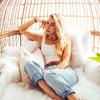 Profile Picture of Christine Lauren (@@_christinelauren) on Tiktok