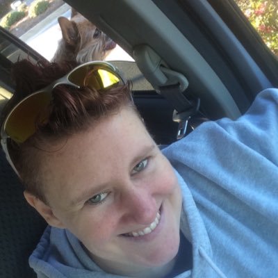 Profile Picture of Lori Graham (@KEN_TUCKY_34) on Twitter