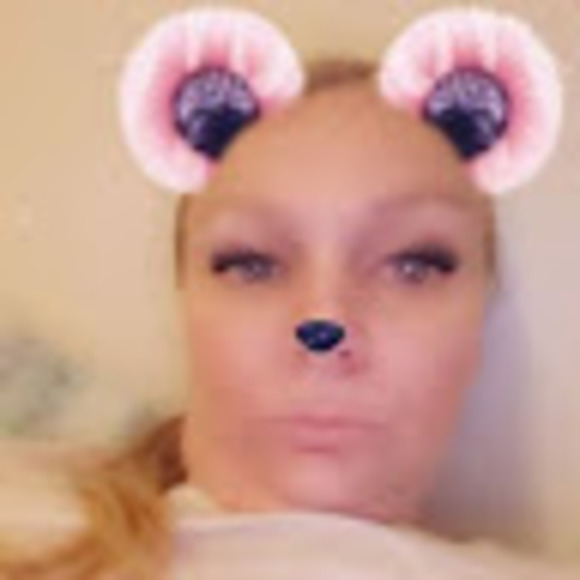 Profile Photo of Jessica Dougherty (@0sweetypie1984) on Poshmark