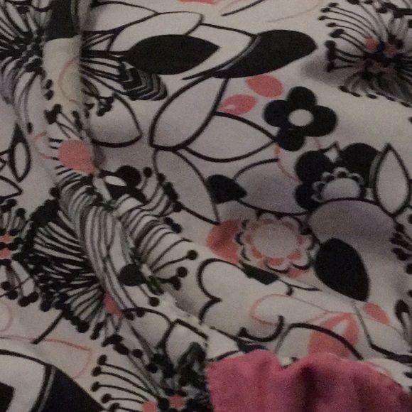 Profile Picture of Amelia Mccarthy (@amelia_mccarthy) on Poshmark