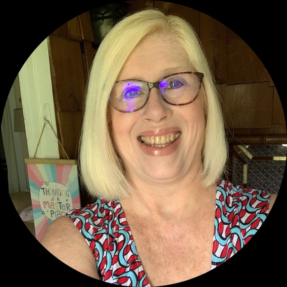 Profile Picture of Sherri Daniel (@gagal413) on Poshmark