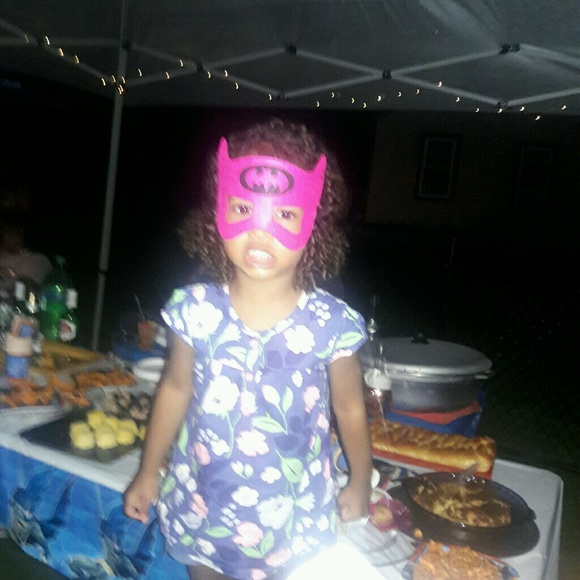 Profile Picture of Evelise Pereira (@evpereira) on Poshmark