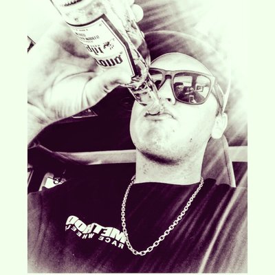 Profile Picture of Chris Wier (@wier_chris) on Twitter