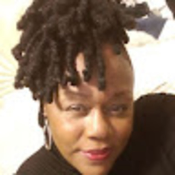 Profile Picture of Paula Blair (@pblair1971) on Poshmark