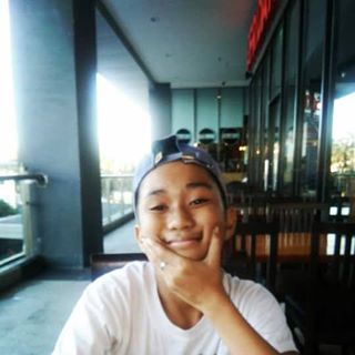 Profile Picture of Michael Sheckler (@michael.shecklef) on Facebook