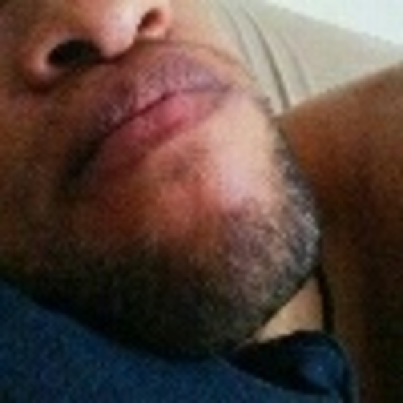 Profile Picture of David Latham (@davidl) on Poshmark