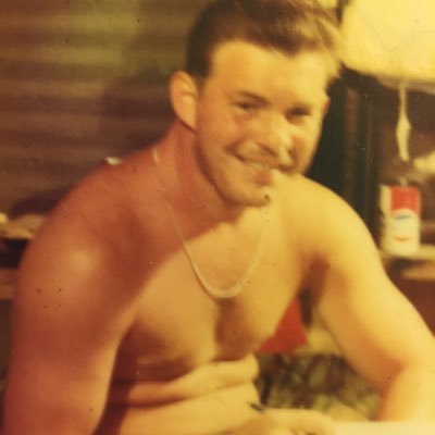 Profile Picture of Tom Ogle (@hair1361) on Twitter