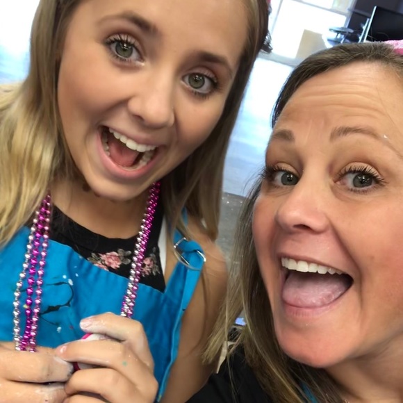 Profile Picture of Tara Letner (@tarlet) on Poshmark