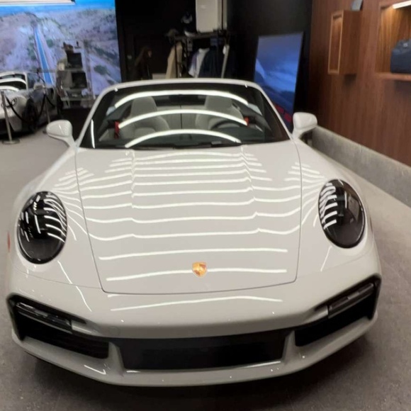 Profile Picture of Ian Gundermann (@iantheseller) on Poshmark