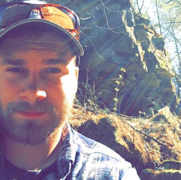 Profile Picture of Cody Roettger (@plymouthneon7) on Poshmark