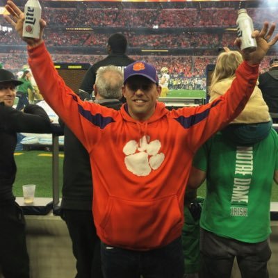 Profile Picture of Todd Holliday (@Hollidome) on Twitter