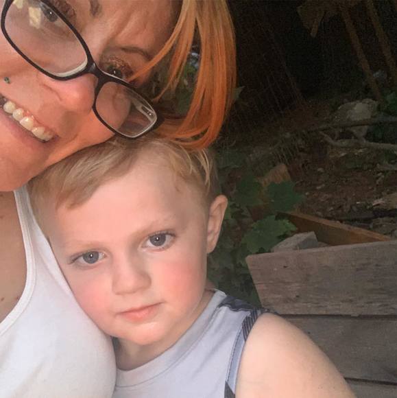 Becky Radziewicz - Poshmark Profile Picture of Becky Radziewicz (@beckyradziewicz) on Poshmark