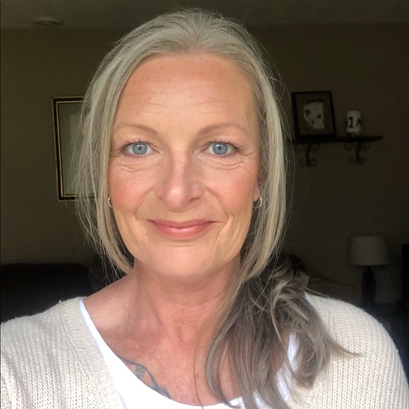 Profile Picture of Heather Chisholm (@heatherc973) on Poshmark