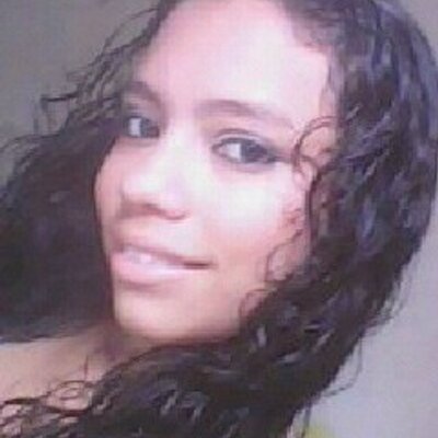 Profile Picture of Amanda Hellen (@amandahellen19) on Twitter