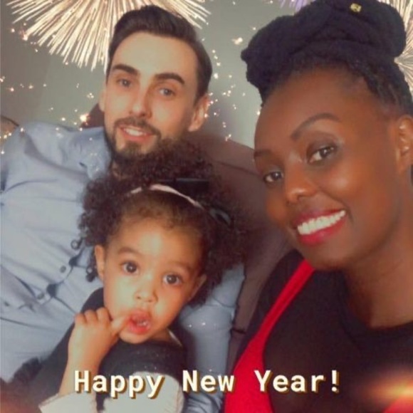 Profile Picture of Cyiza Ruton (@rcyiza) on Poshmark