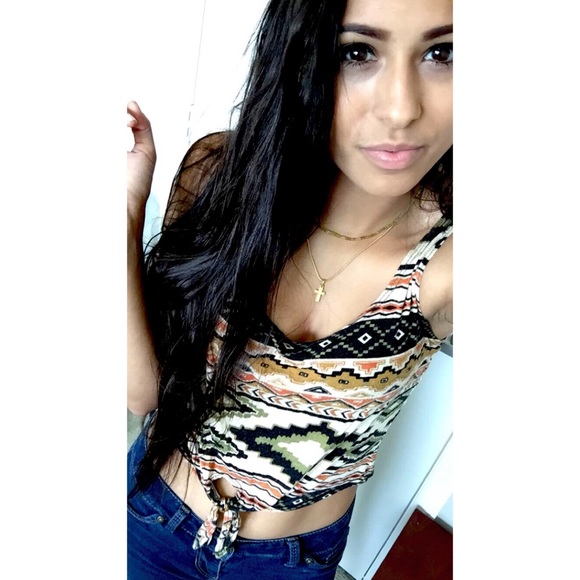 Profile Picture of Tara Vincent (@taraababee) on Poshmark