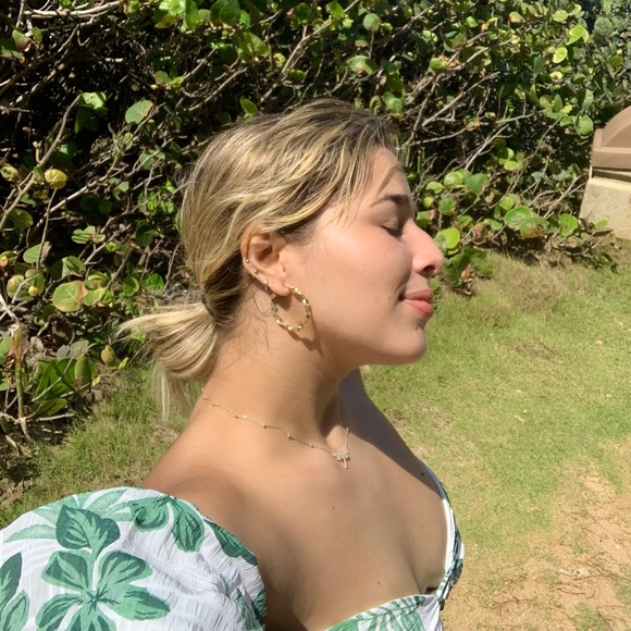 Profile Picture of Danelbys Aybar (@camilamartell) on Poshmark