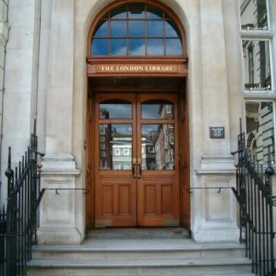 Profile Picture of The London Library (@stjameslondon) on Twitter