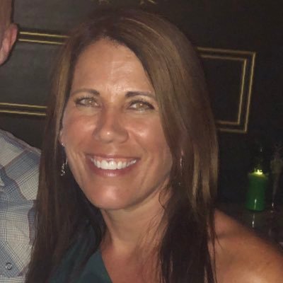 Profile Picture of Leah McChesney (@leahmcchesney) on Twitter