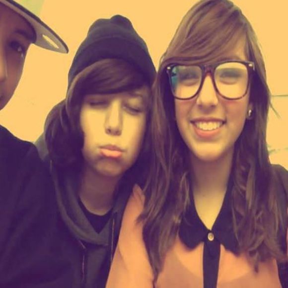 Alec Martinez - Poshmark Profile Picture of Alec Martinez (@alec666) on Poshmark