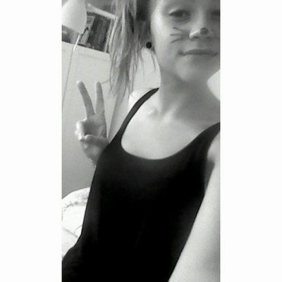 Profile Picture of Holder's Princess ♥ (@Julia_Holder) on Twitter