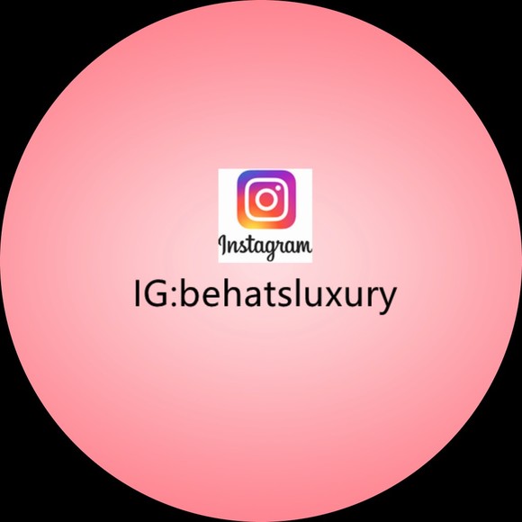 Julian Tate - Poshmark Profile Picture of Julian Tate (@karrencaddenp) on Poshmark