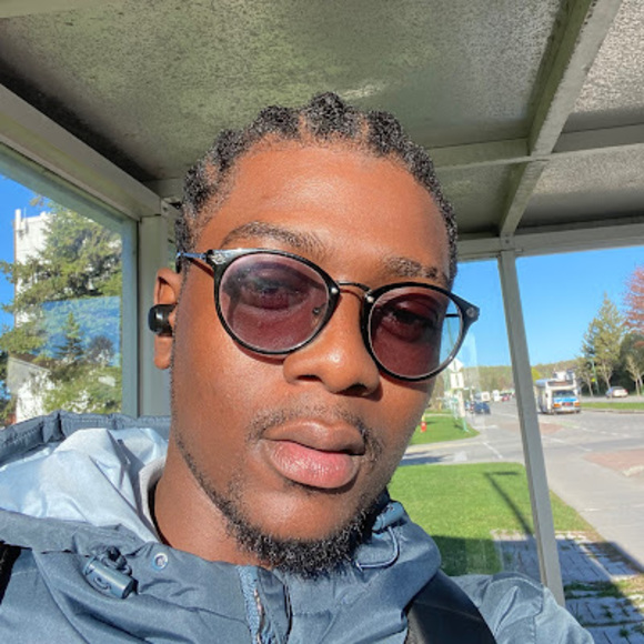 Profile Picture of Moussa Cissoko (@mussky7) on Poshmark