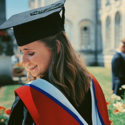 Flora Bradshaw - Twitter Profile Picture of Flora Bradshaw (@Dr_Bradshaw) on Twitter