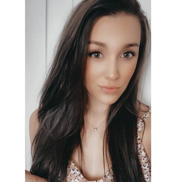 Profile Picture of Cassidy Mcdaniel (@cassidyalane56) on Poshmark