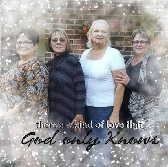 Profile Picture of Lisa Busby (@3grands1962) on Poshmark