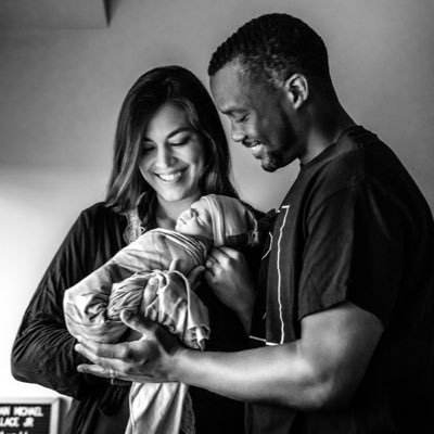 Profile Picture of Ashley K. Wallace (@AshKWallace) on Twitter