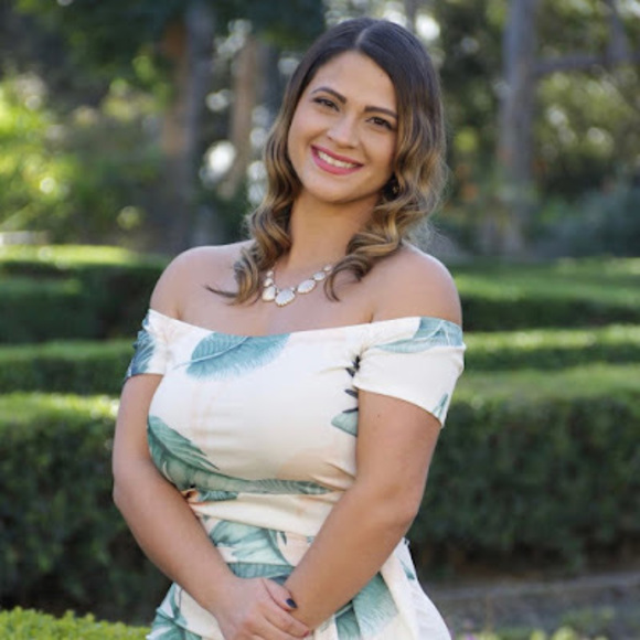 Profile Picture of Yelitza Cotts (@ycotts) on Poshmark