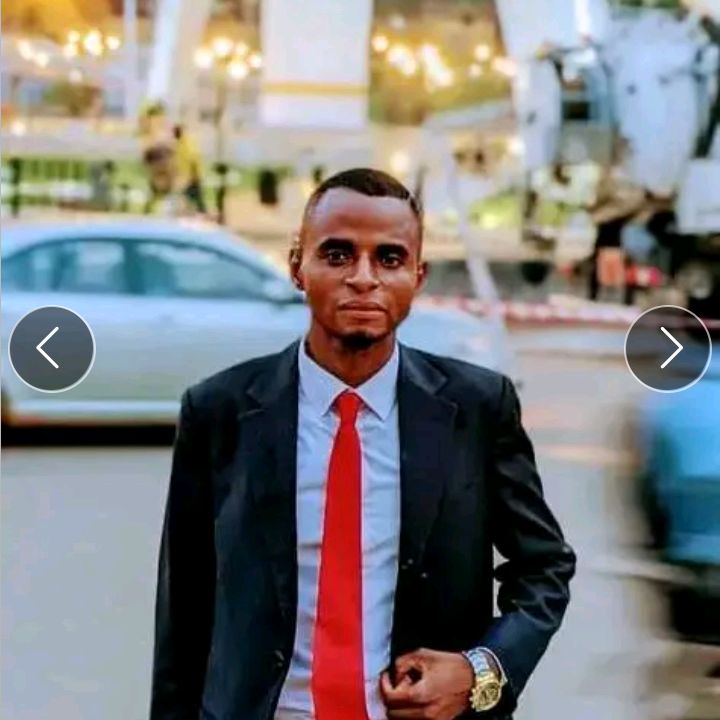 Profile Picture of John boy (@avocatdescausesperdues) on Tiktok