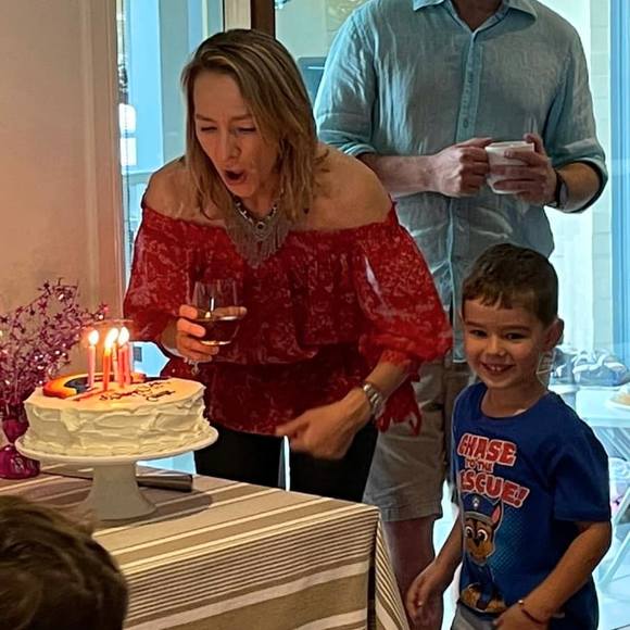 Profile Picture of Jana Snedden (@janabe) on Poshmark