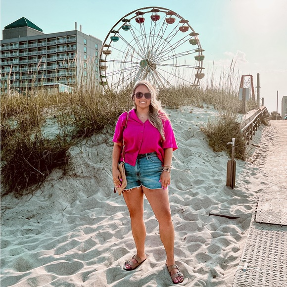 Taylor Beckworth - Poshmark Profile Picture of Taylor Beckworth (@taylorbeckworth) on Poshmark