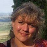 Profile Picture of Laurie Huston (@heartreflections.love) on Instagram