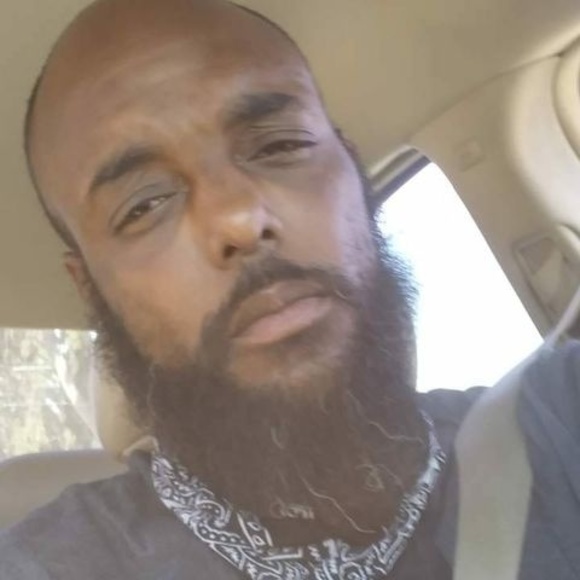 Profile Picture of Kyle Scales (@dalit213) on Poshmark