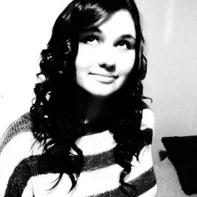 Profile Picture of Kendall Lorna Lowe (@KendzLowe) on Twitter