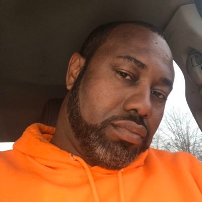 Profile Picture of Albert Holmes (@alberth79880937) on Twitter