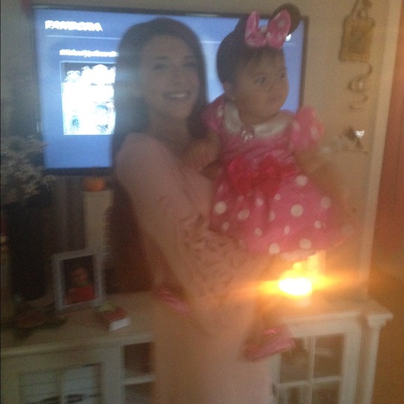 Profile Picture of Jenae Ruliera (@rulierajenae) on Poshmark