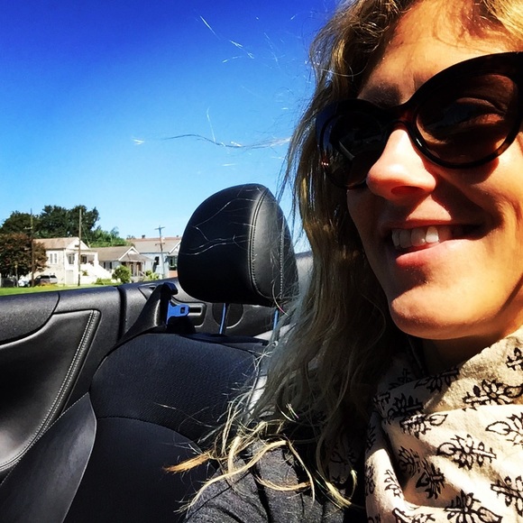 Profile Picture of Annie Schrenk (@annienola) on Poshmark