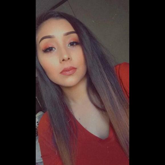 Profile Picture of Cindy Frausto (@fraustocindy) on Poshmark