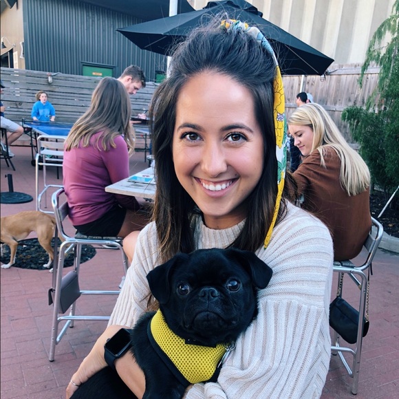 Profile Picture of Haley Waters (@hlwaters12) on Poshmark