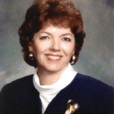 Profile Picture of Gail Clements (@gail4349) on Twitter
