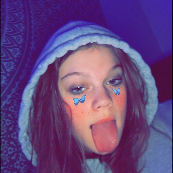 Natalie Stumbo - Poshmark Profile Picture of Natalie Stumbo (@nataliestumbo_) on Poshmark