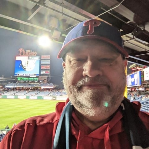 Profile Picture of Roger Oler (@roler433) on Poshmark