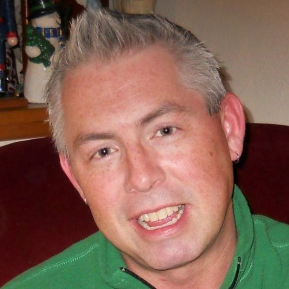 Profile Picture of Jeff Worley (@l1lyb3an) on Poshmark