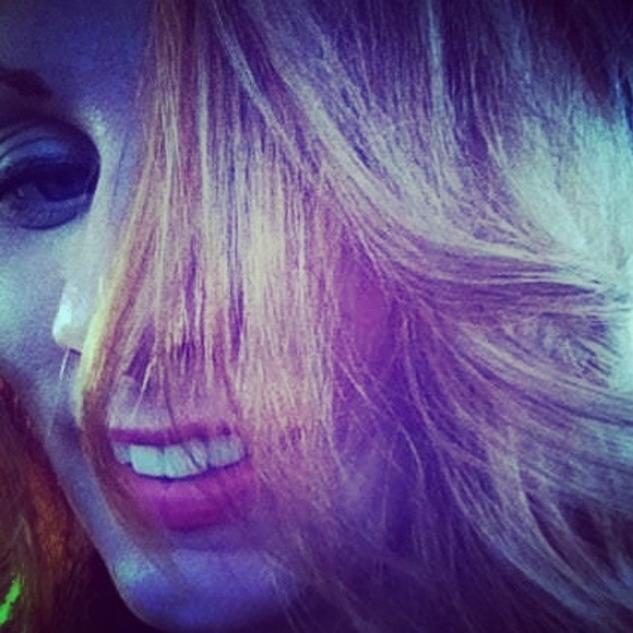 Profile Picture of Kristen Strater (@straterkristen) on Poshmark